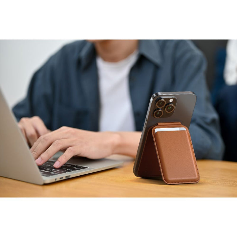 Satechi Magnetic Wallet Stand for iPhone Brown